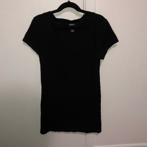 Plain Black V-Neck T-Shirt🖤